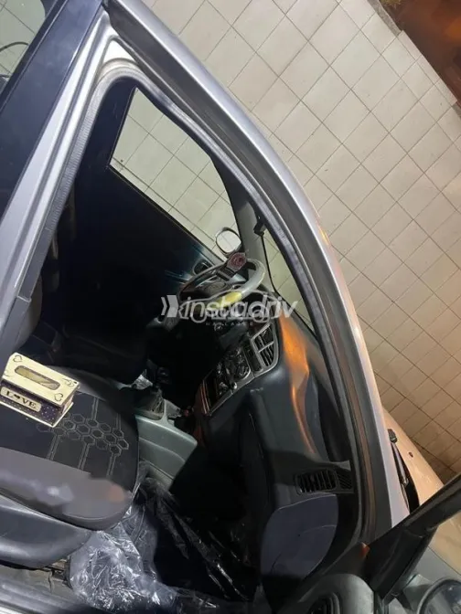 شيفروليه لانوس 2011 فضي مستعملة للبيع - 5