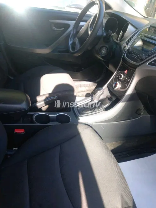 هيونداي إلنترا اتش دى 2016 أبيض مستعملة للبيع - 2