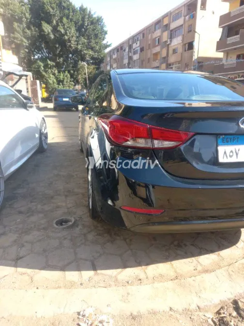 هيونداي إلنترا اتش دى 2016 أبيض مستعملة للبيع - 7