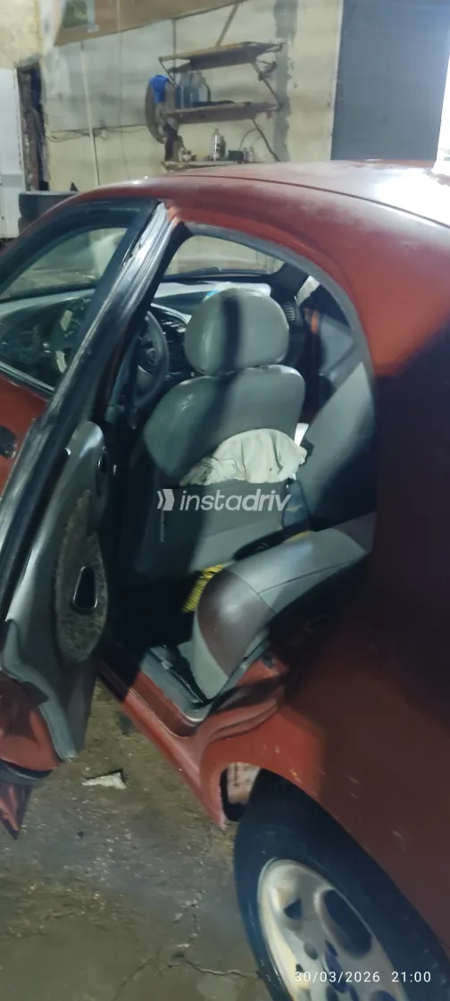 دايو لانوس 2000 أبيض مستعملة للبيع - 5