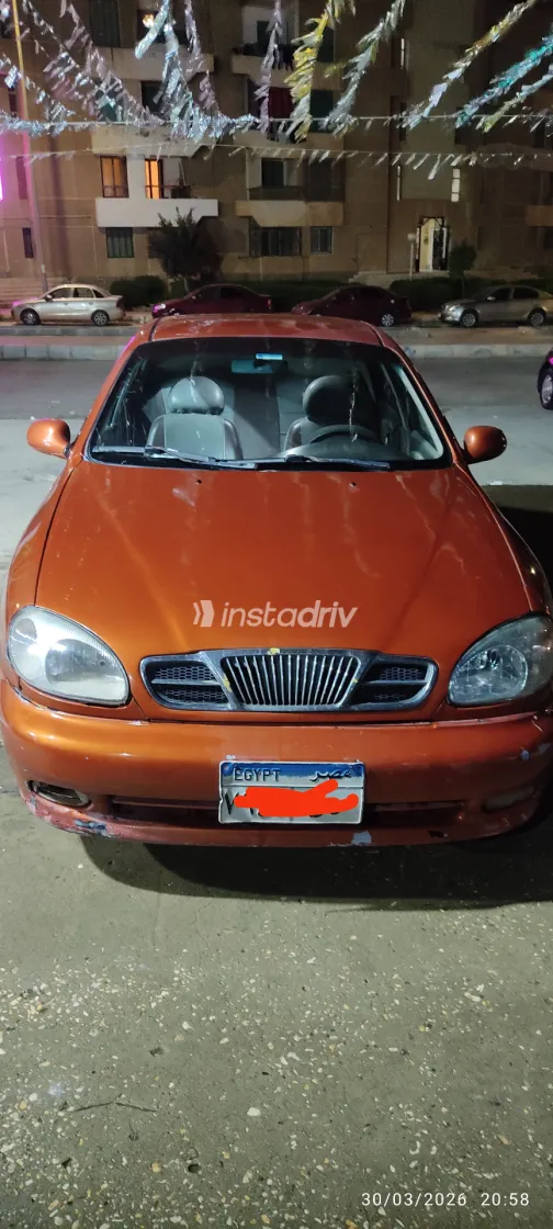 دايو لانوس 2000 أبيض مستعملة للبيع - 8