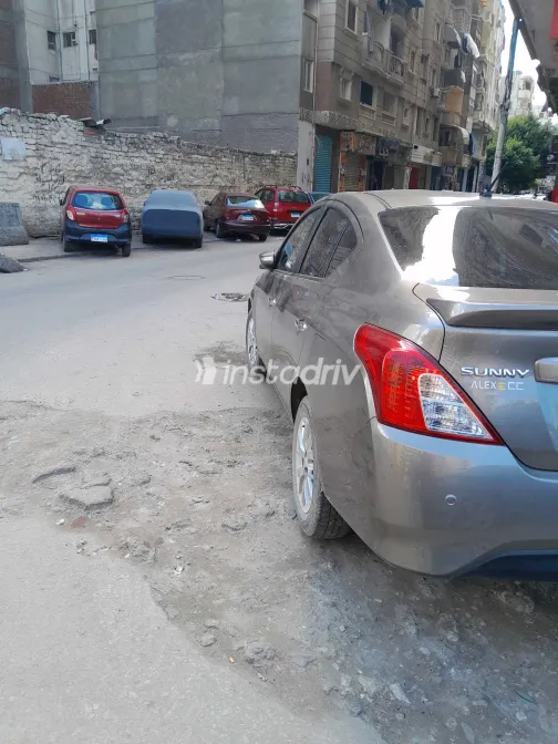 Nissan Sunny 2025 White Used for Sale - 3