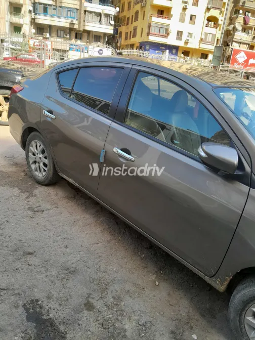 Nissan Sunny 2025 White Used for Sale - 4