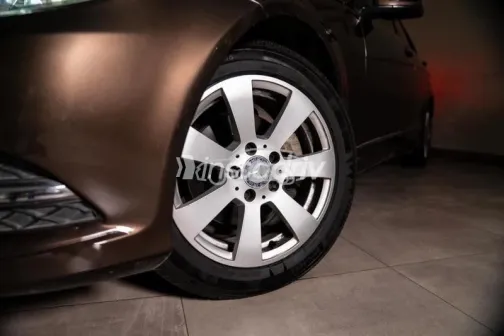 Mercedes C 180 2013 Brown Used for Sale - 3