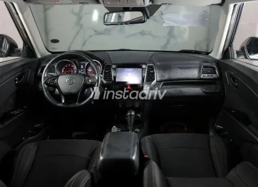 Ssang Yong Tivoli 2017 Dark Blue Used for Sale - 2