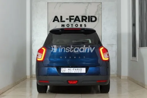 Ssang Yong Tivoli 2017 Dark Blue Used for Sale - 4