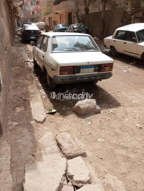 فيات 131 1980 أبيض مستعملة للبيع - 1