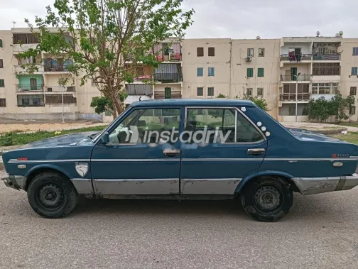 فيات 131 1982 أزرق غامق مستعملة للبيع - 2