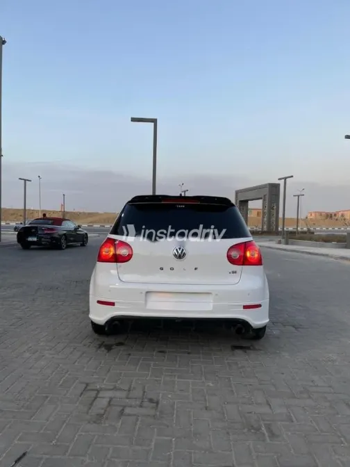 فولكس فاغن جولف 5 2009 أبيض مستعملة للبيع - 4