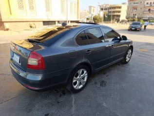 سكودا فانتازيا 2011 أبيض مستعملة للبيع