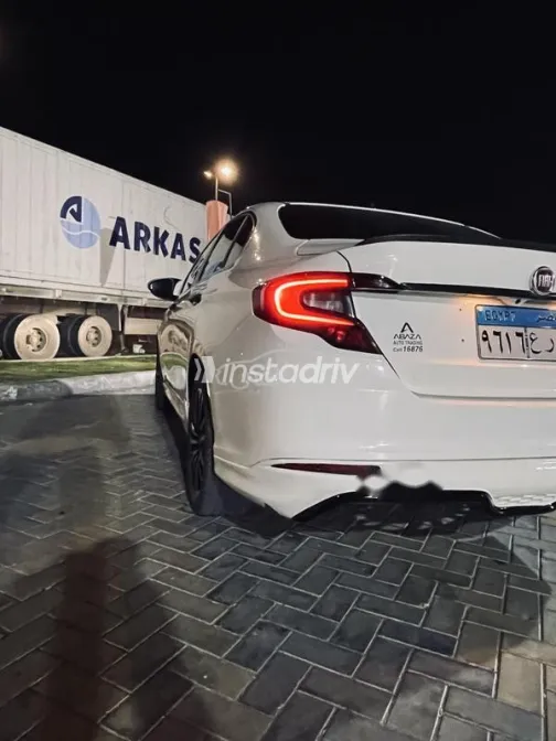 فيات تيبو 2022 أبيض مستعملة للبيع - 3