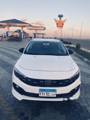 فيات تيبو 2022 أبيض مستعملة للبيع