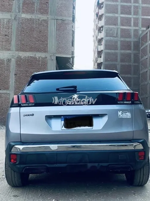 بيجو 3008 2019 فضي مستعملة للبيع - 2