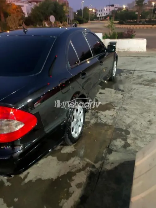 مرسيدس 230 2008 أسود مستعملة للبيع - 6