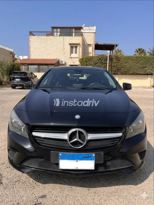 مرسيدس CLA 180 2015 أبيض مستعملة للبيع - 3