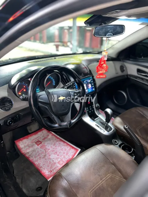 Chevrolet Cruze 2013 White Used for Sale - 4