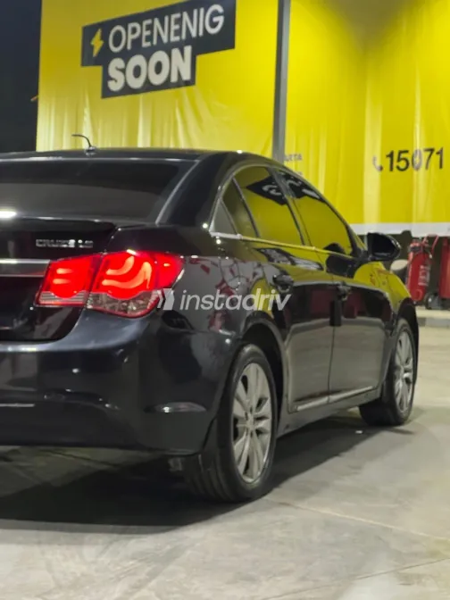 Chevrolet Cruze 2013 White Used for Sale - 6