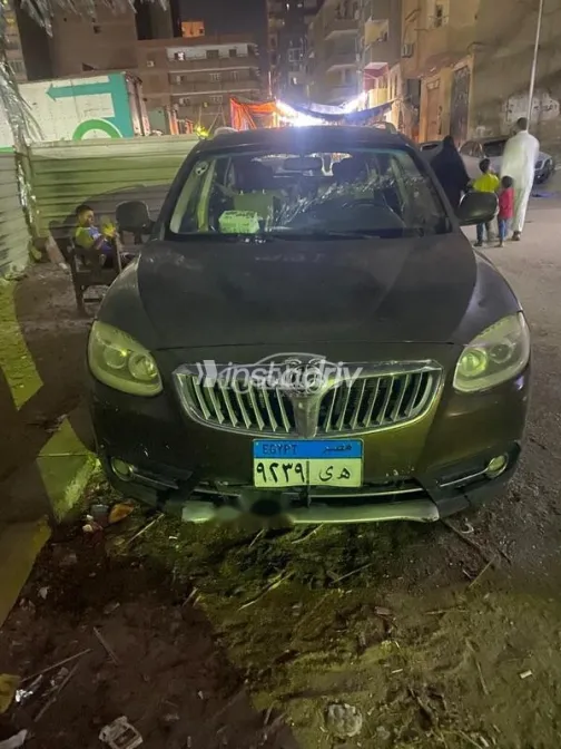 بريليانس V5 2013 موكا مستعملة للبيع - 1