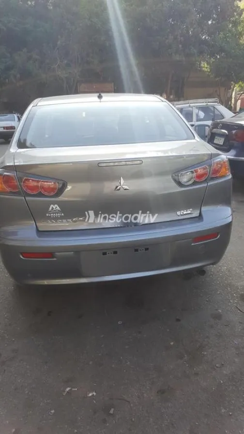 Mitsubishi Lancer 2018 White Used for Sale - 1