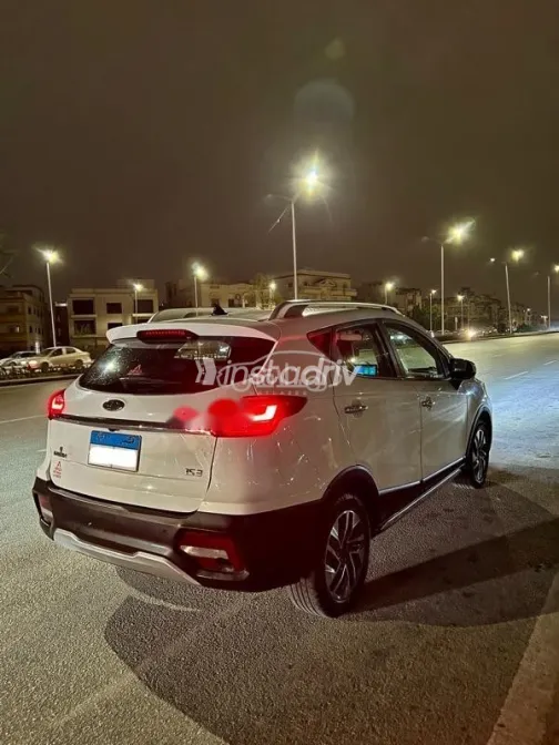 جاك JS3 2022 أبيض مستعملة للبيع - 4