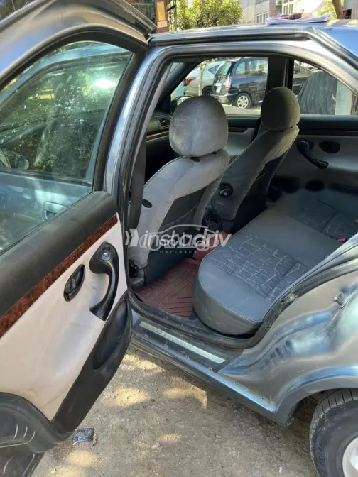 بيجو 406 2001 بترولي مستعملة للبيع - 8