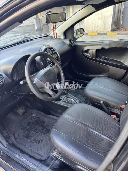 جيلي باندينو 2015 أسود مستعملة للبيع - 2