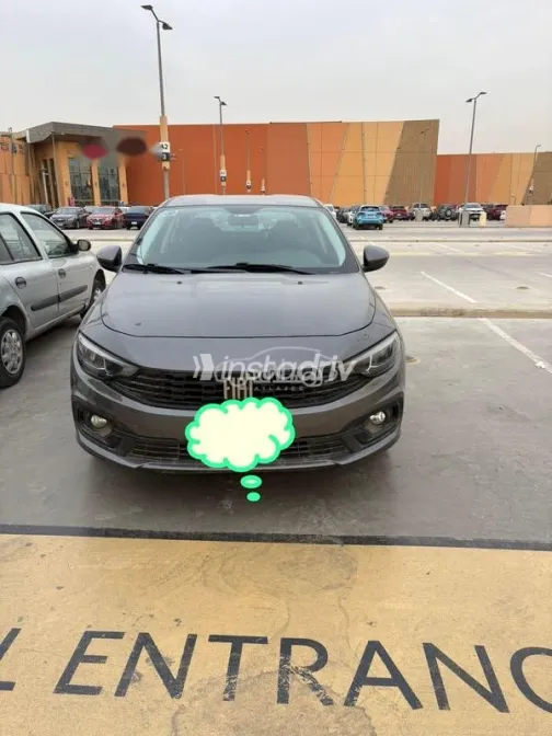 فيات تيبو 2021 أبيض مستعملة للبيع - 1