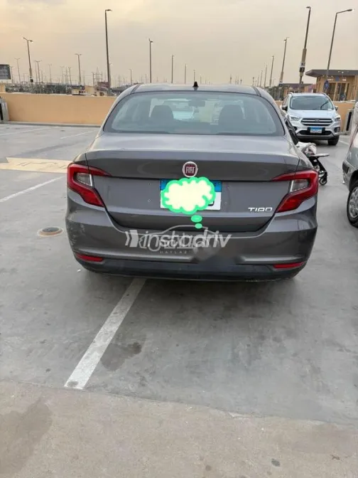 فيات تيبو 2021 أبيض مستعملة للبيع - 2