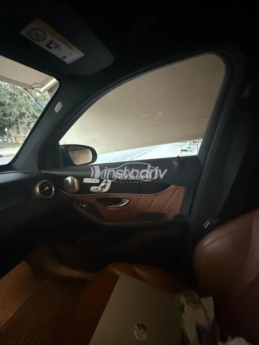 Mercedes GLA 200 2022 Black Used for Sale - 7