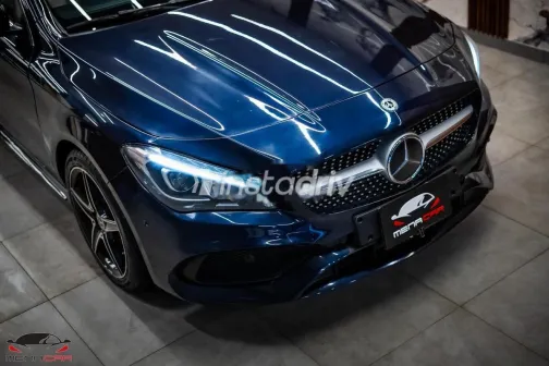 مرسيدس CLA 180 2018 أزرق غامق مستعملة للبيع - 2
