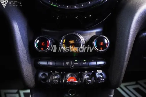 Mini Cooper 2019 Red Used for Sale - 7