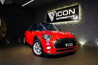 Mini Cooper 2019 Red Used for Sale