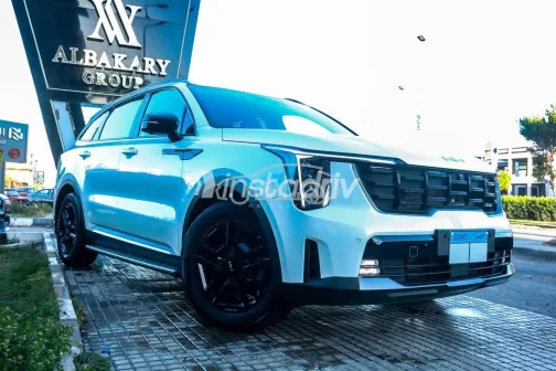 Kia Sorento 2024 White Used for Sale - 3