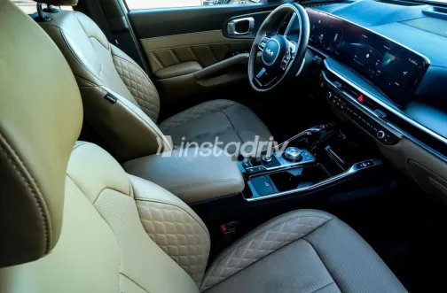 Kia Sorento 2024 White Used for Sale - 9