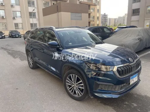سكودا كودياك 2024 أزرق غامق مستعملة للبيع - 5