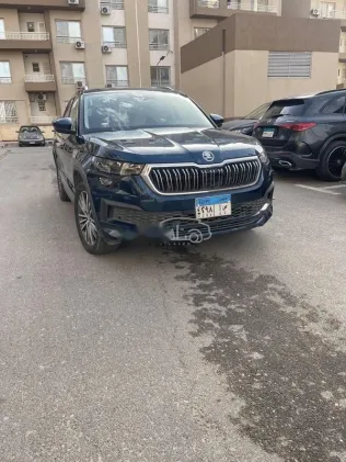 سكودا كودياك 2024 أزرق غامق مستعملة للبيع