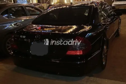 مرسيدس E 200 2007 أسود مستعملة للبيع - 4
