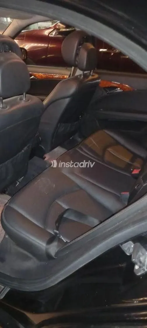 مرسيدس E 200 2007 أسود مستعملة للبيع - 6