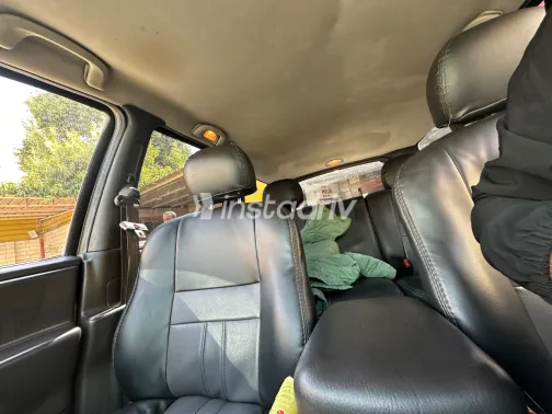 جيب جراند شيروكي 2000 أبيض مستعملة للبيع - 7