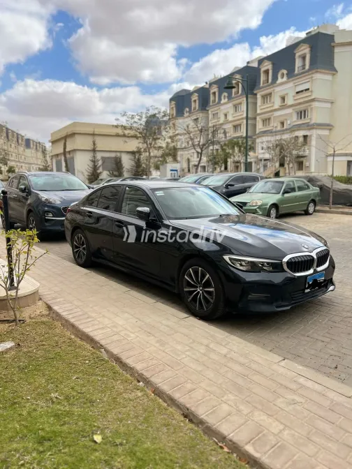 بي ام دبليو 320 2020 أبيض مستعملة للبيع - 3