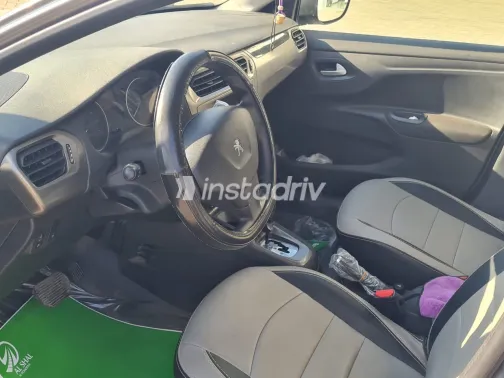 بيجو 301 2021 أبيض مستعملة للبيع - 2