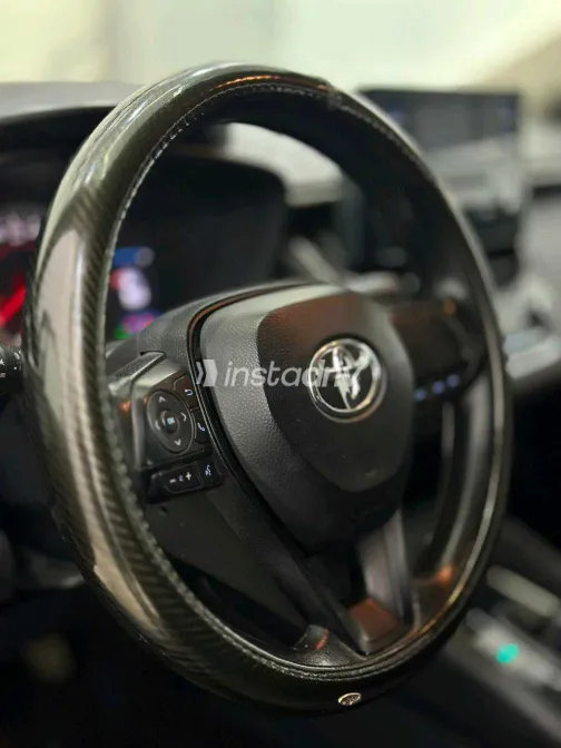 تويوتا كورولا 2022 أبيض مستعملة للبيع - 6