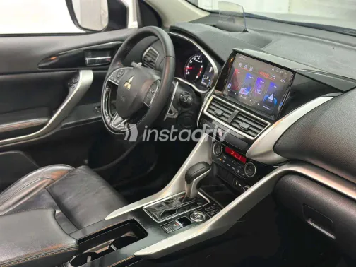 Mitsubishi Eclipse 2020 White Used for Sale - 1