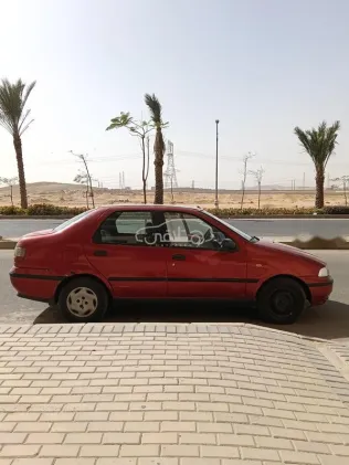 فيات سينا 2001 أحمر مستعملة للبيع