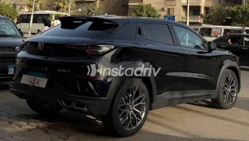 شانجان يونى تى 2024 أسود مستعملة للبيع - 7