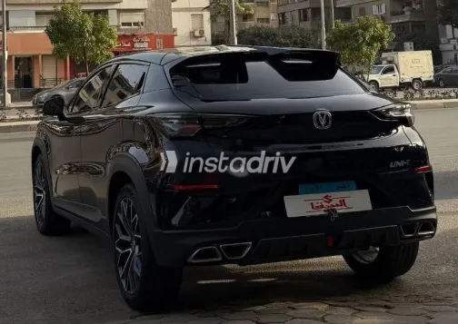 شانجان يونى تى 2024 أسود مستعملة للبيع - 8