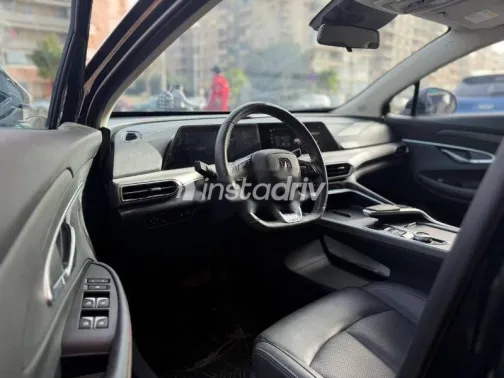 شانجان يونى تى 2024 أسود مستعملة للبيع - 9