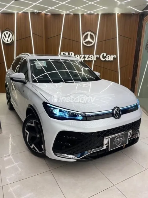 فولكس فاغن تيجون 2025 أبيض مستعملة للبيع - 1