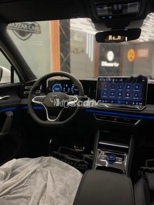 فولكس فاغن تيجون 2025 أبيض مستعملة للبيع - 8