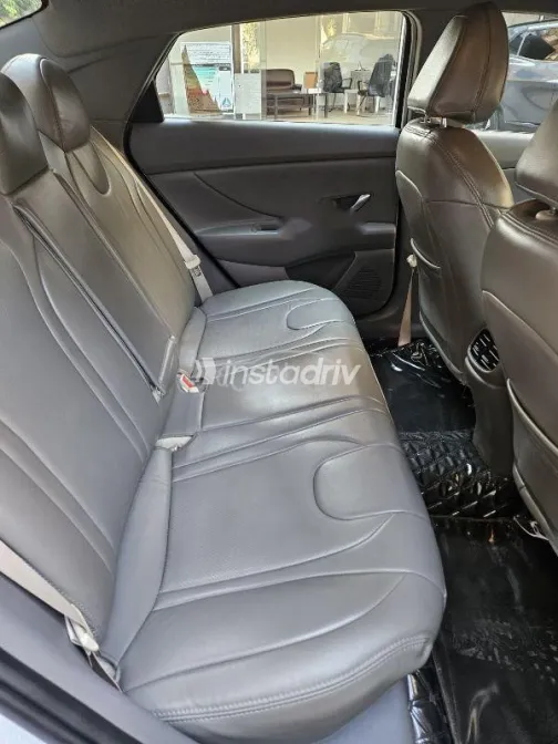 هيونداي إلنترا 2022 أبيض مستعملة للبيع - 7